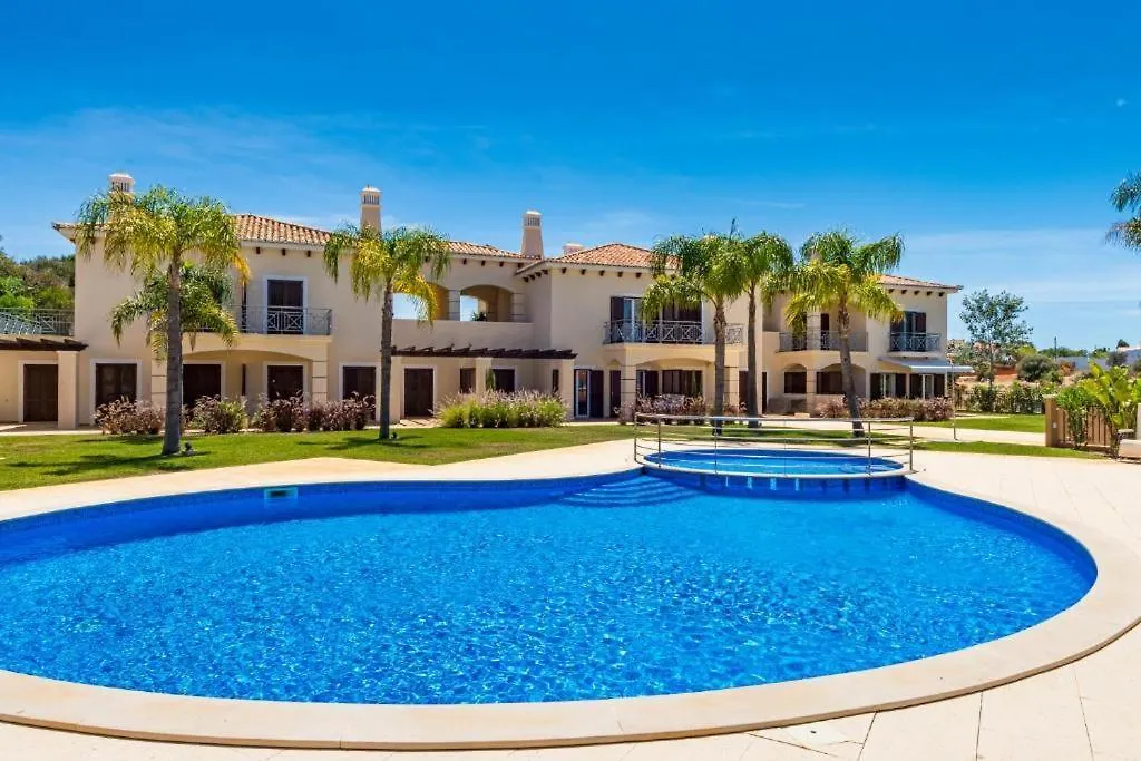 Villa Cascata, 3 Bedroom, Pool, Close To Olhos De Agua Albufeira