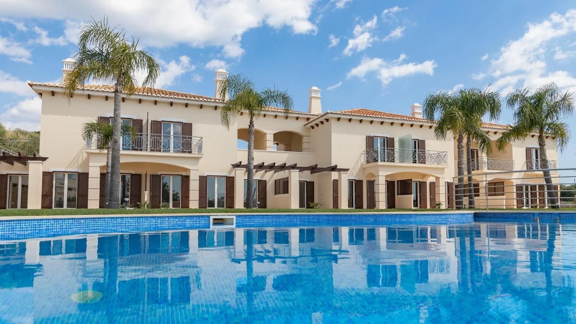 Villa Cascata, 3 Bedroom, Pool, Close To Olhos De Agua Albufeira