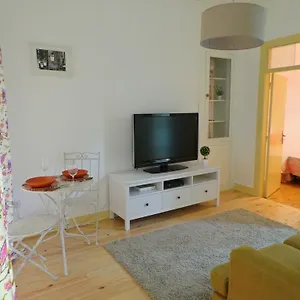 barracao-de-alfama-apartments.hotels-lisbon-portugal.com/